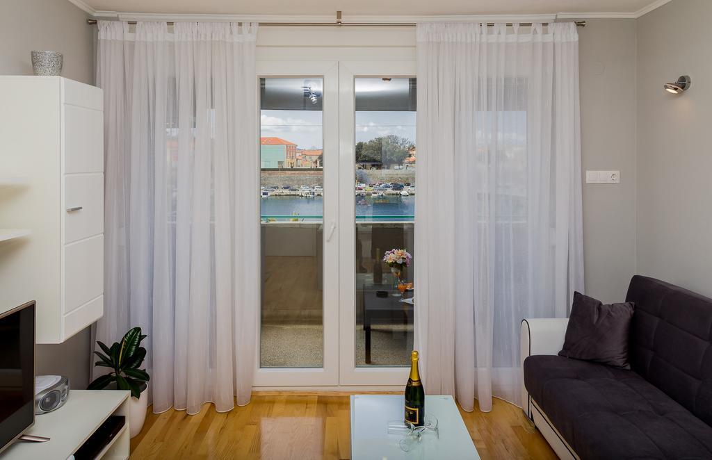 Apartment Big Look ザダル エクステリア 写真