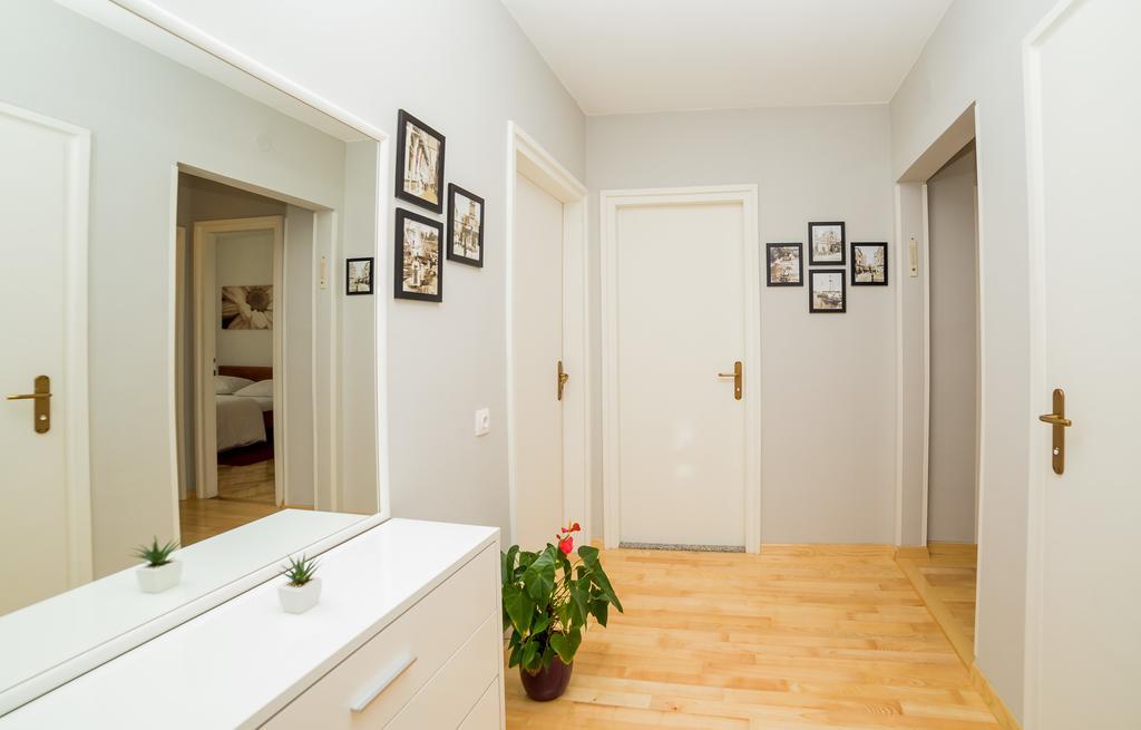Apartment Big Look ザダル エクステリア 写真